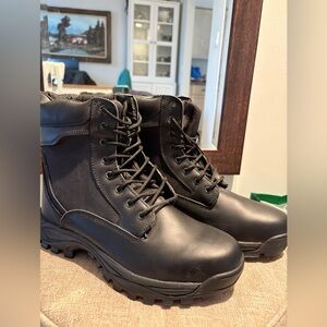 NEW! Black Tactical Boots 🥾
